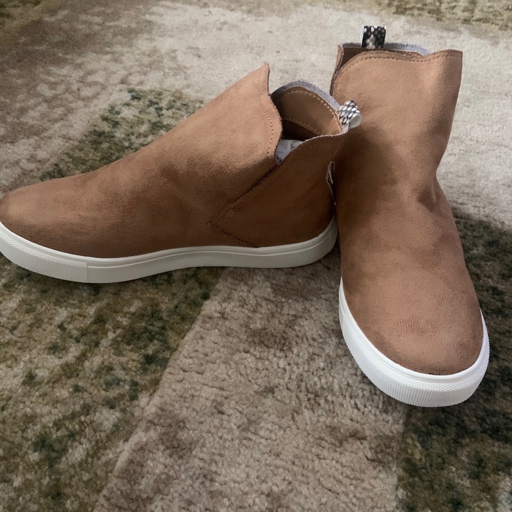 Ladies Shoes